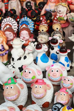 장식 조각된 동물 동상