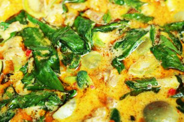 köri, Hindistan cevizi sütü, patlıcan, et - gıda Tayland.