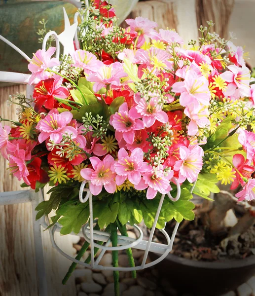 Bella margherita di fiori artificiali . — Foto Stock