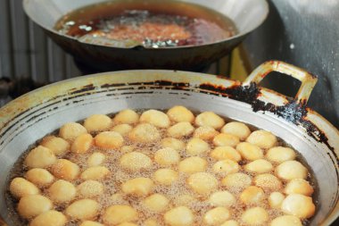 Pan Asya stil tatlı patates kızartması