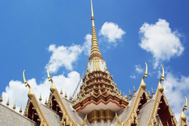 ölçme - heykel Tayland tapınak ile gök