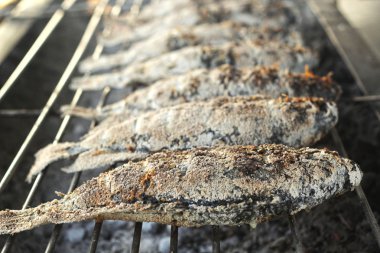 Tuz balık - ocakta.