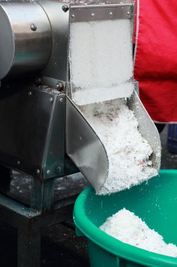 grated coconut sale at the market