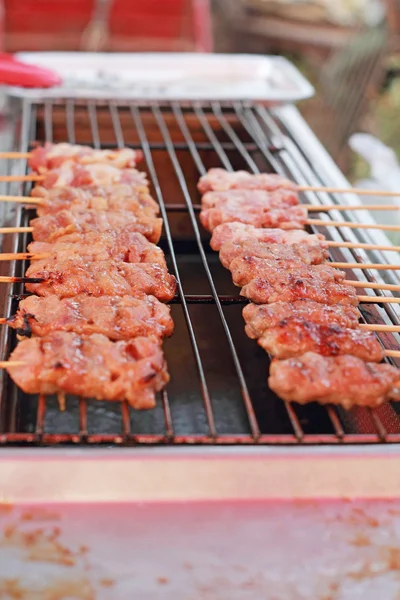 Bar-B-Q sau grătar de grătar de carne — Fotografie, imagine de stoc