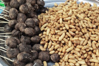 haşlanmış - Pazar fıstık haşlanmış taro. 