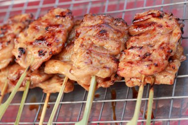 Bar-BQ veya barbekü ızgara et