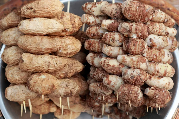 Taro bollito sul mercato — Foto Stock