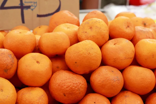 橙色水果市场 — 图库照片