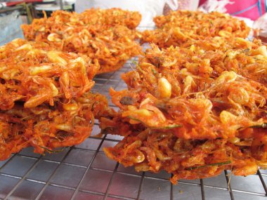 kızarmış karides pasta piyasada