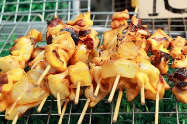 b-Barbekü Izgara kalamar piyasada