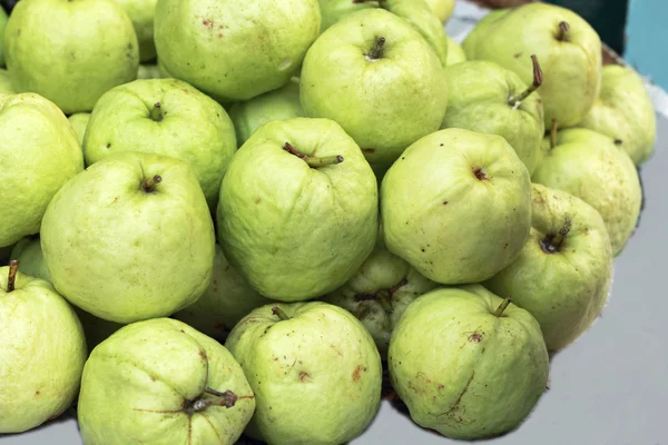 Fruits de goyave sur le marché — Photo