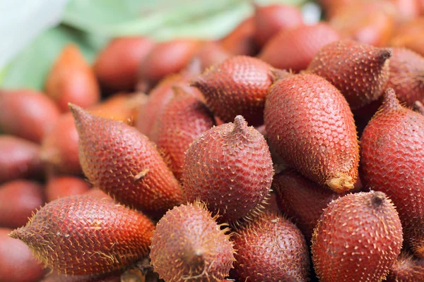 Zalacca fruit in the market — Stock Photo, Image