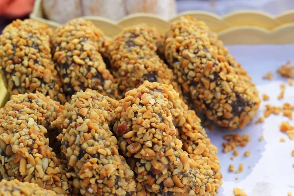 Un montón de sabrosas rosquillas de chocolate — Foto de Stock