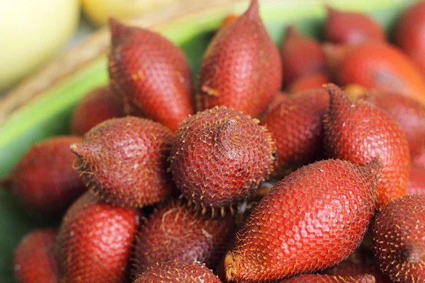 Zalacca fruit in the market — Stock Photo, Image