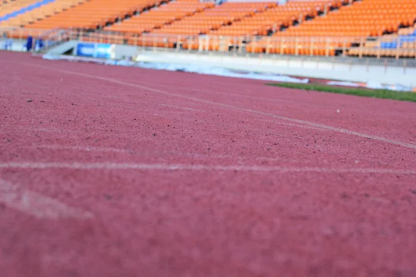 Sièges de stade pour regarder un peu de sport ou de football — Photo