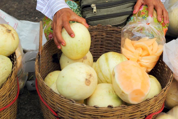 Yellow cantaloupe - asia fruit in the market — Stock Photo, Image