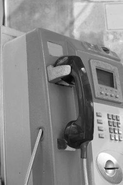 Antika telefonu kapat