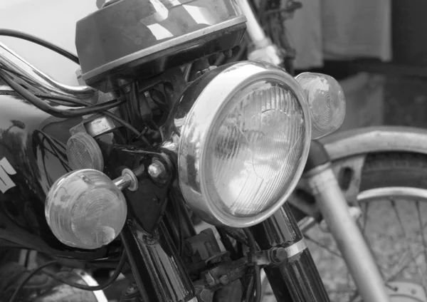 Primo piano dei fari vintage moto — Foto Stock