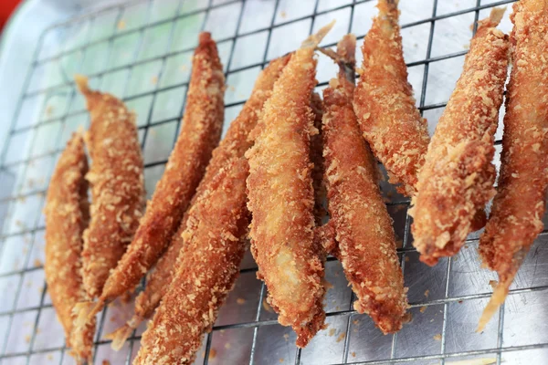 Fish fried in the market — Stock Photo, Image