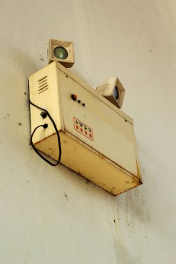 Acil durum yedek gücünü duvarlar 