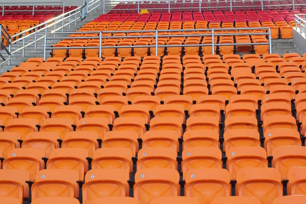 Asientos de estadio para visitantes algún deporte o fútbol — Foto de Stock