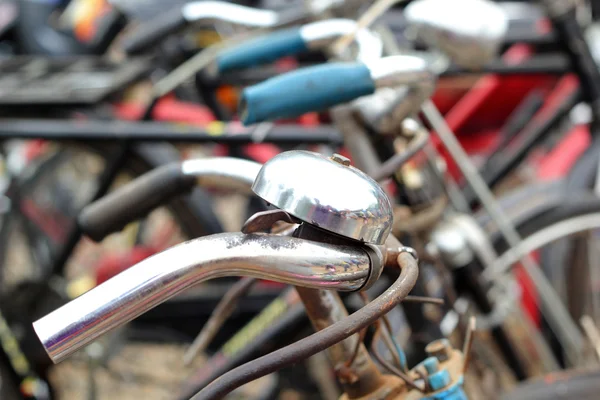 Close up de bicicleta antiga vintage . — Fotografia de Stock