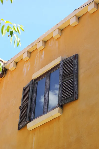 Old window with vintage style. — Stock Photo, Image