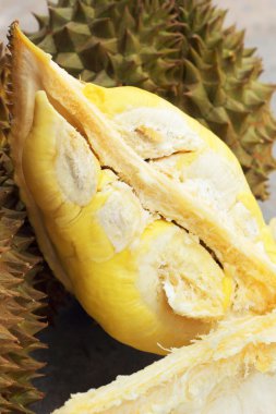 Durian meyve yemek için olgunlaşmış