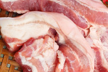 Yemek Sepeti - çizgili domuz eti. 