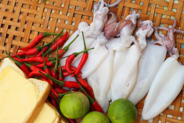 Yemek Sepeti - taze kalamar. 