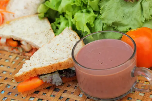 Hot chocolate and tuna sandwich. — Stock Photo, Image