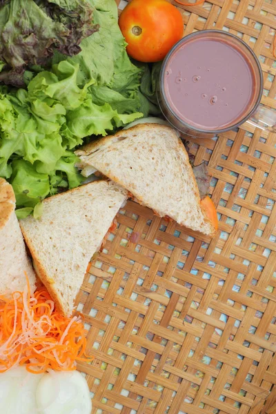 Hot chocolate and tuna sandwich. — Stock Photo, Image