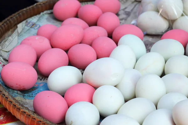 Primer plano del huevo conservado —  Fotos de Stock