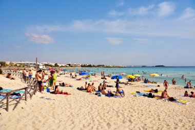 Banyolu Torre Chianca plajı - 29 Nisan 2018 Porto Cesareo İtalya