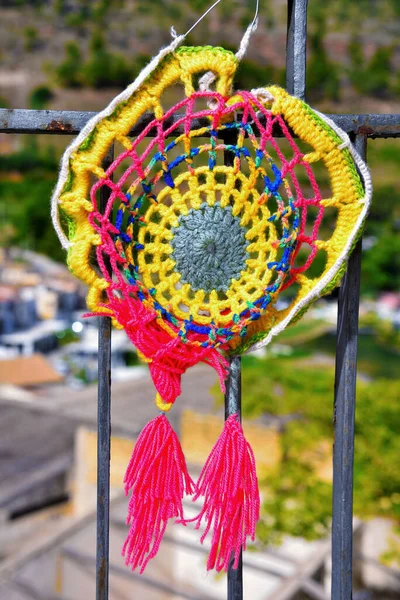 Renda Crochê Colorido Como Enfeite Mobiliário Rua Centro Histórico Castellammare — Fotografia de Stock