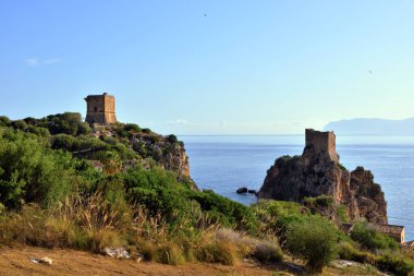 Tonnara Kulesi ve Doria Kulesi Sicilya Scopello İtalya