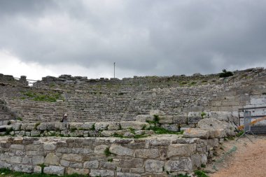 Segesta Tiyatrosu Eski Yunan tapınağı Sicilya İtalya