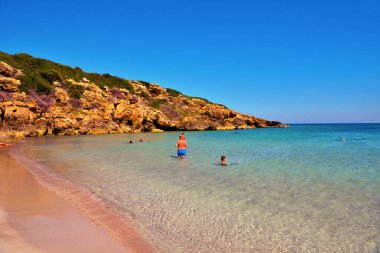 Sicilya 'nın en güzel plajlarından birinde, Vendicari Doğal Rezerv Siraküzü' nde.