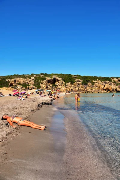 Туристи Пляжі Кала Моше Одному Найкрасивіших Пляжів Сицилії Природному Заповіднику — стокове фото