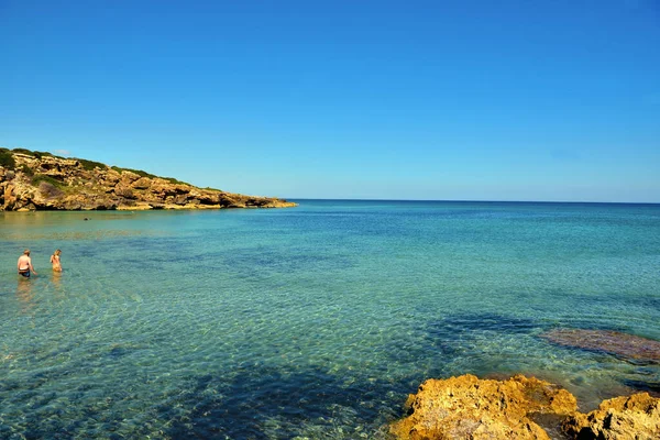 Туристи Пляжі Кала Моше Одному Найкрасивіших Пляжів Сицилії Природному Заповіднику — стокове фото
