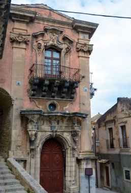 Başbakanlık Sarayı (Palazzo della İptal) Ragusa Sicilya İtalya