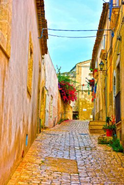 Sicilya 'nın tarihi merkezi Sicilya' ya bir göz atalım.