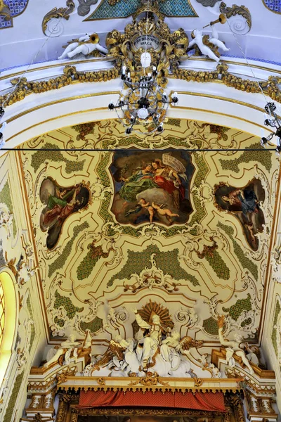 Interno Della Chiesa San Bartolomeo Apostolo Stile Barocco Neoclassico Settembre — Foto Stock