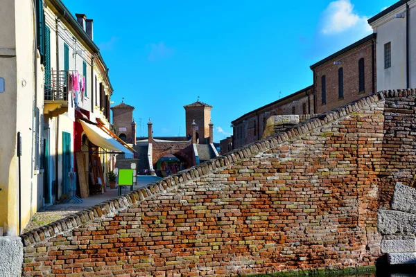 Pequena Cidade Italiana Comacchio Também Conhecida Como Pequena Veneza Região — Fotografia de Stock