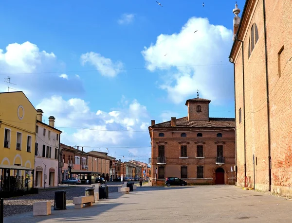 Malé Italské Městečko Comacchio Známé Také Jako Malé Benátky Region — Stock fotografie