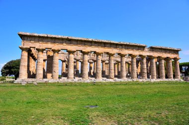 Bazilika (Hera Tapınağı olarak da bilinir) Paestum, İtalya