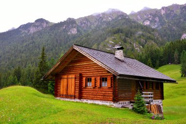 Val di Funes 'un panoraması Güney Tyrol İtalya