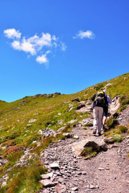 Rodella Gölü yolu üzerindeki panorama, Velturno, 2196 metre alto adial İtalya