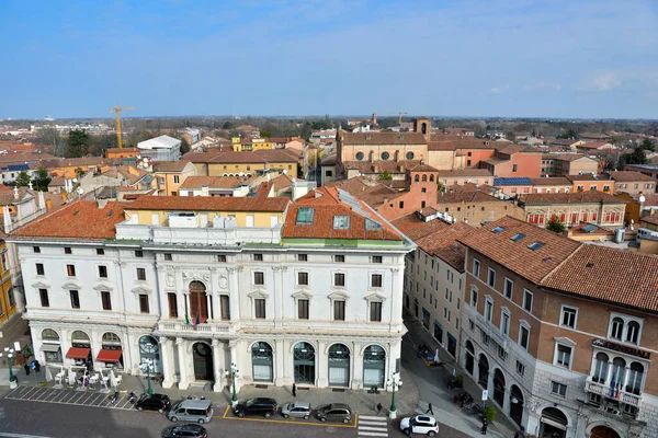 Panorama Doğu kalesinden görüldü - 11 Şubat 2018 Ferrara İtalya