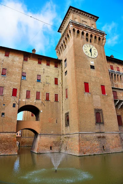 Een Glimp Van Het Kasteel Van Estense Ferrara Emilia Romagna — Stockfoto